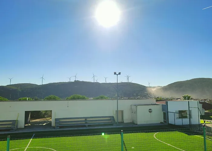 Casa De Lazer Da Cha بيت للعطل *